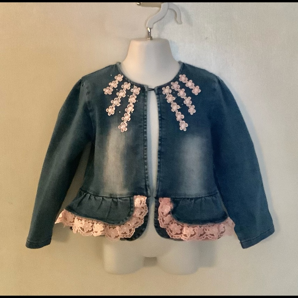Percolate denim jacket. Size 10 (3-4T)